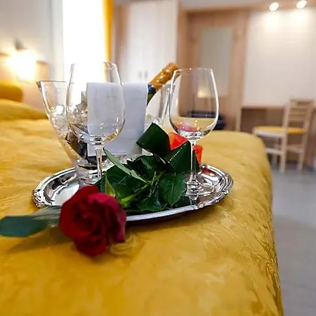 Karibe Motel 3*