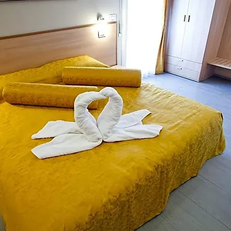 Karibe Motel 3*