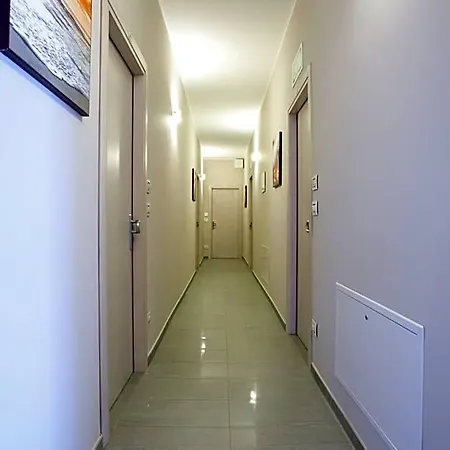 Karibe Motel 3*